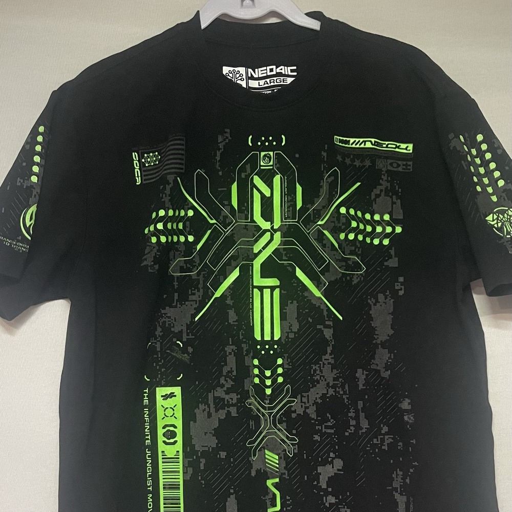 Neo4ic Hypr Version 8 Cyberpunk Tech wear Graphic Tee Black Neon Green Large